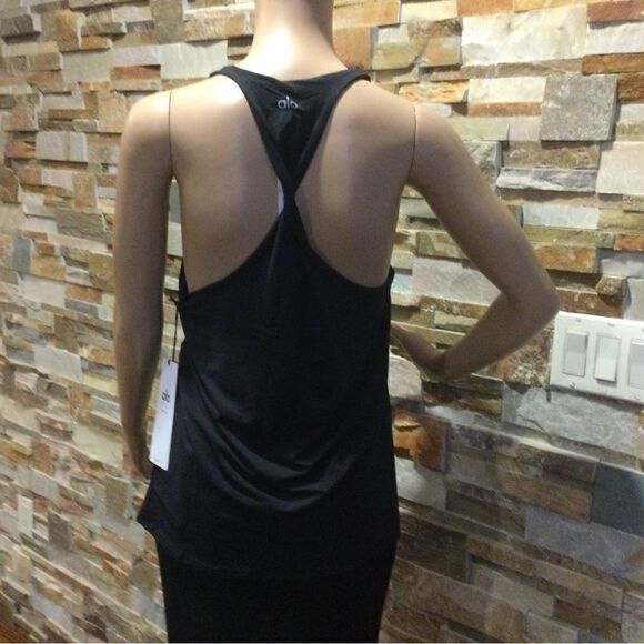 ALO YOGA Twisted Tank - Picture 3 of 6